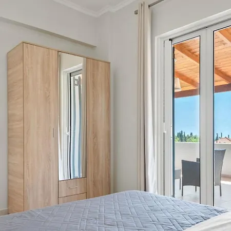 Ameli Apartment , Spacious With Mountain View, Lefkada Dragano Exterior photo