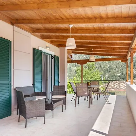 Ameli Apartment , Spacious With Mountain View, Lefkada Dragano Exterior photo