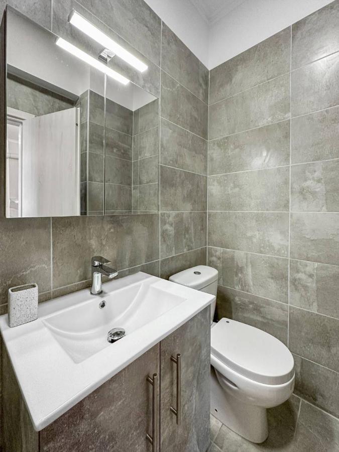 Apartment Ameli , Spacious With Mountain View, Lefkada